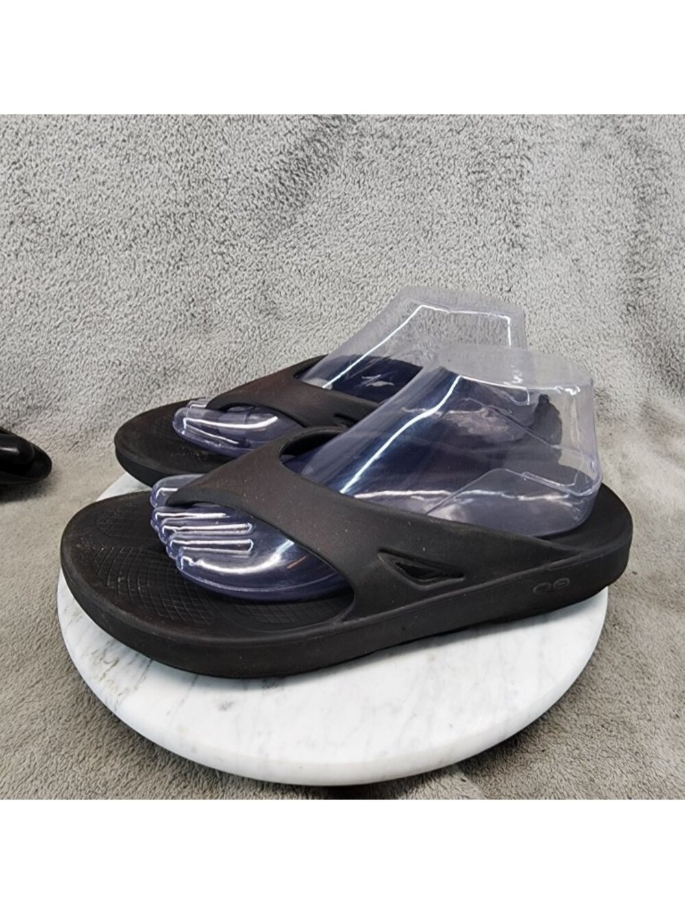 Oofos Shoes Womens Size 10 Black Ooriginal Recovery Thong Sandals *Read*